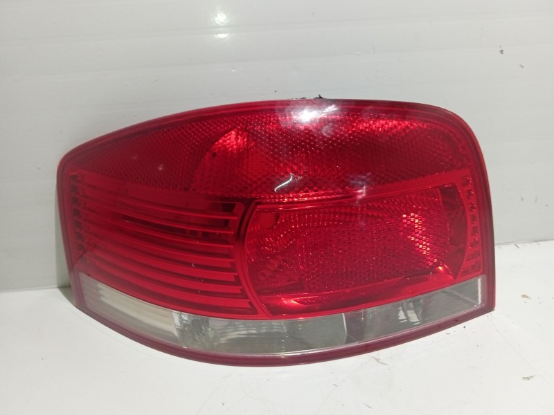 Recambio de piloto trasero izquierdo para audi a3 (8p1) 1.9 tdi referencia OEM IAM   