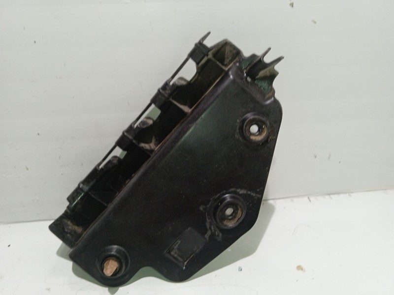 Recambio de molduras traseras para audi a3 (8p1) 1.9 tdi referencia OEM IAM 8P3807393  