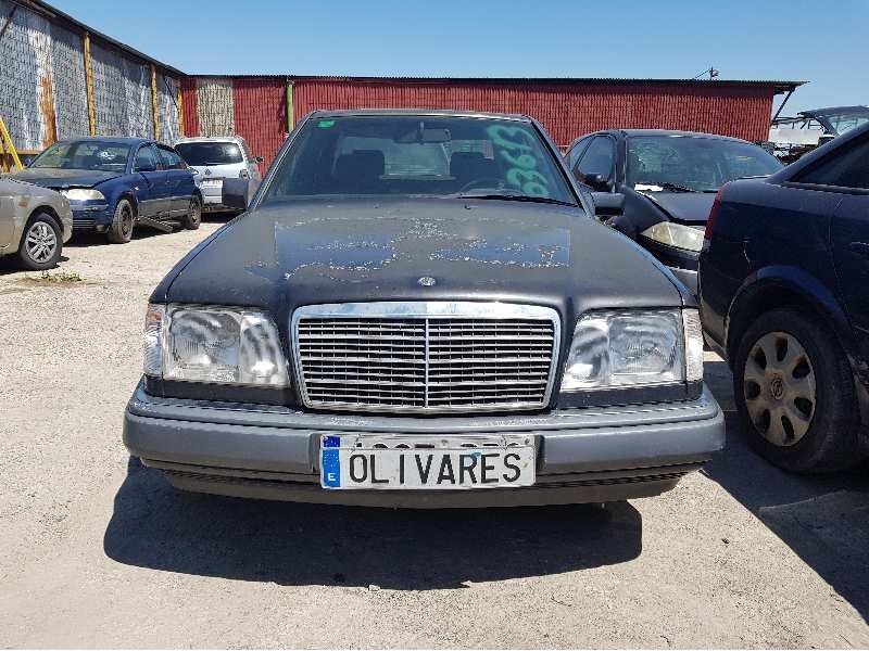 mercedes clase e (w124) berlina e 300 diesel (124.131)   |   05.93 - ... | 1993 | 136 cv / 100 kw del año 1993