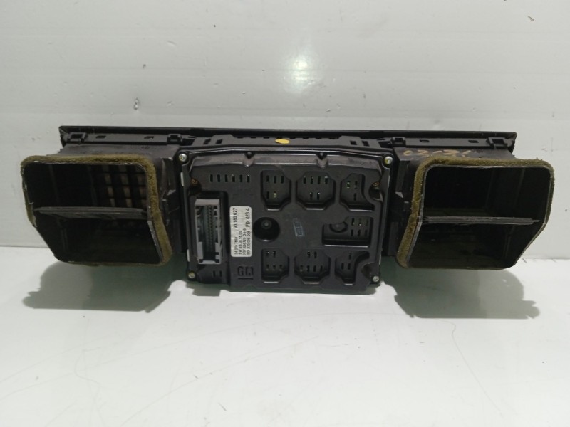 Recambio de consola central para opel vectra c berlina 2.0 dti referencia OEM IAM   