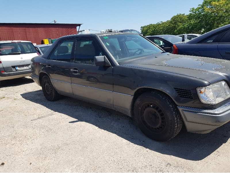 mercedes clase e (w124) berlina e 300 diesel (124.131)   |   05.93 - ... | 1993 | 136 cv / 100 kw del año 1993