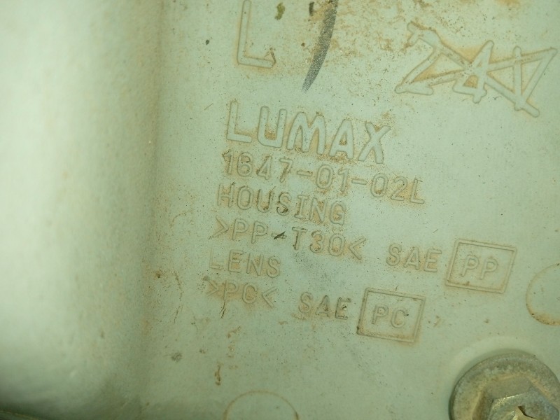 Recambio de faro izquierdo para tata indica referencia OEM IAM   