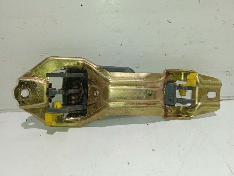 Recambio de maneta interior delantera derecha para tata indica referencia OEM IAM   