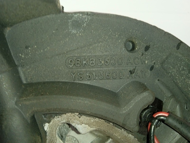 Recambio de volante para ford ka (ccq) básico referencia OEM IAM   