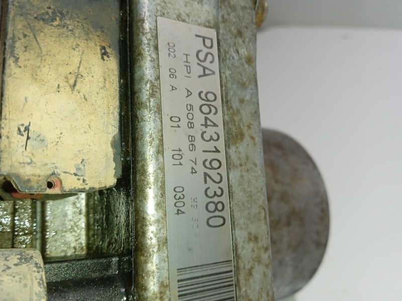 Recambio de bomba servodireccion para citroën c4 coupe vtr referencia OEM IAM 9643192380  