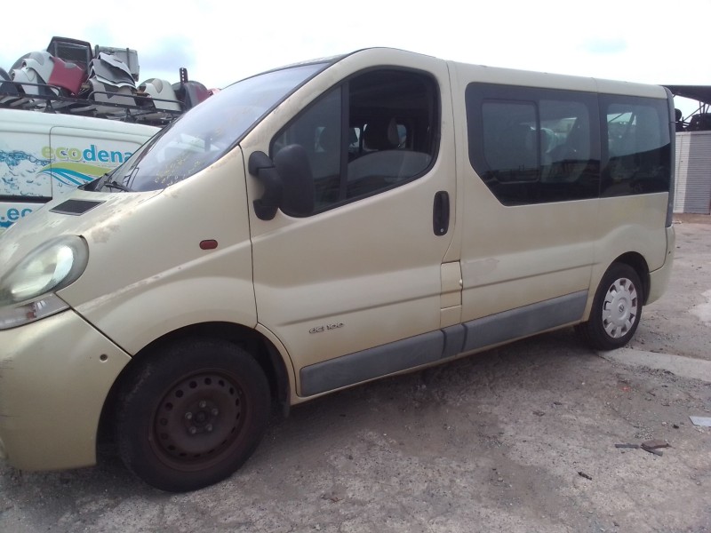 nissan primastar autobús (x83) del año 2001