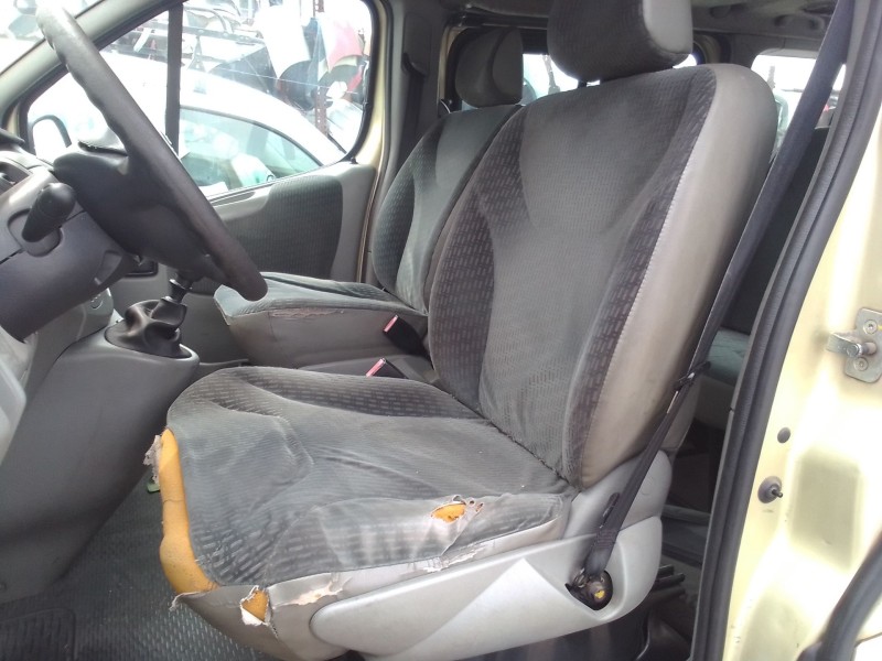 nissan primastar autobús (x83) del año 2001