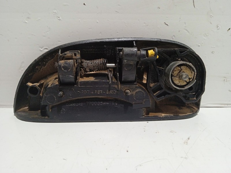 Recambio de maneta exterior delantera derecha para renault kangoo referencia OEM IAM 7700354479G  