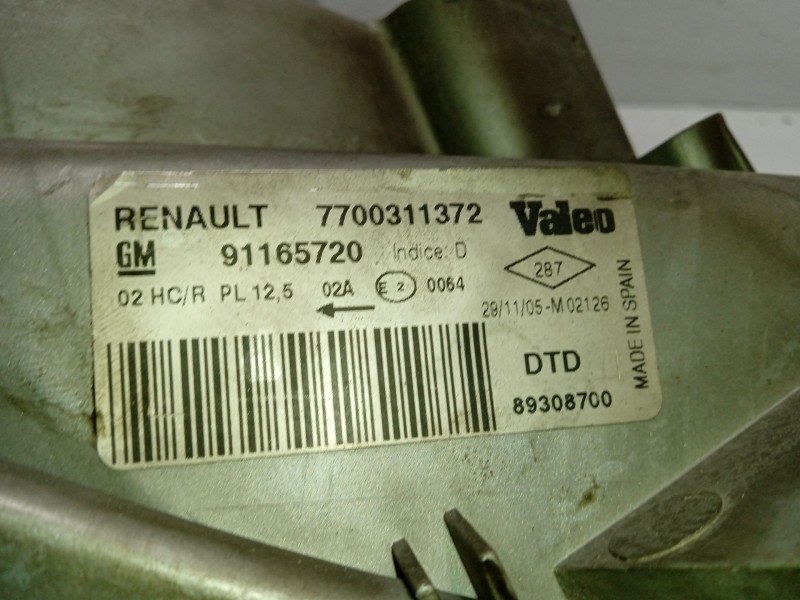 Recambio de faro derecho para nissan primastar autobús (x83) dci 100 referencia OEM IAM 7700311372 91165720 