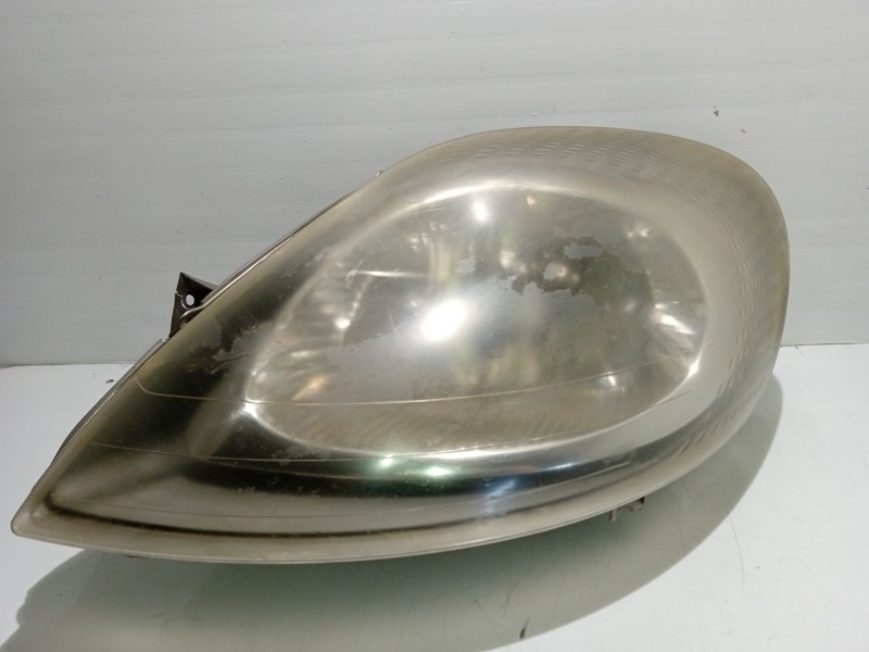 Recambio de faro izquierdo para nissan primastar autobús (x83) dci 100 referencia OEM IAM 7700311371 91165719 