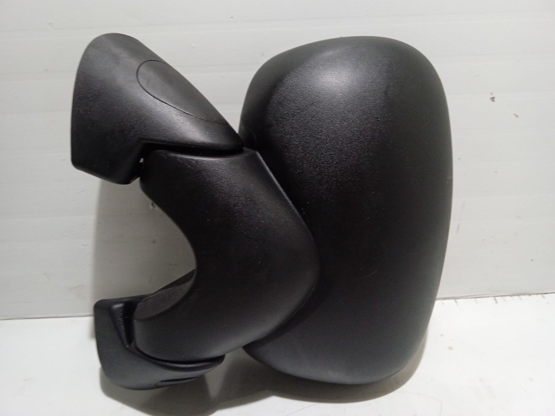 Recambio de retrovisor izquierdo para nissan primastar autobús (x83) dci 100 referencia OEM IAM   