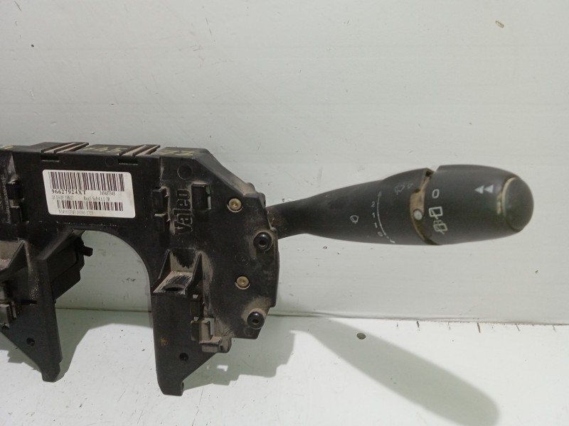 Recambio de mando multifuncion para citroën c4 berlina 1.6 16v hdi referencia OEM IAM 96627924XT  