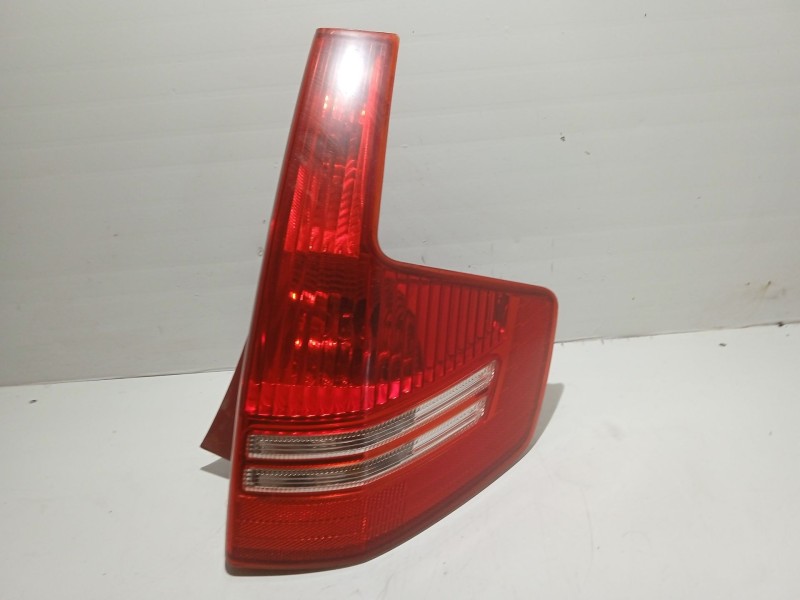 Recambio de piloto trasero derecho para citroën c4 berlina 1.6 16v hdi referencia OEM IAM   