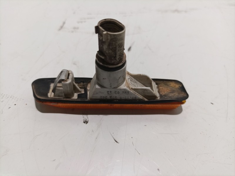 Recambio de piloto lateral derecho para bmw x5 (e53) 3.0 d referencia OEM IAM 63138372242  