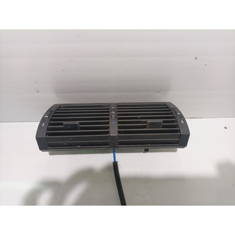 Recambio de aireador calefaccion para bmw x5 (e53) 3.0 d referencia OEM IAM 64228402221  