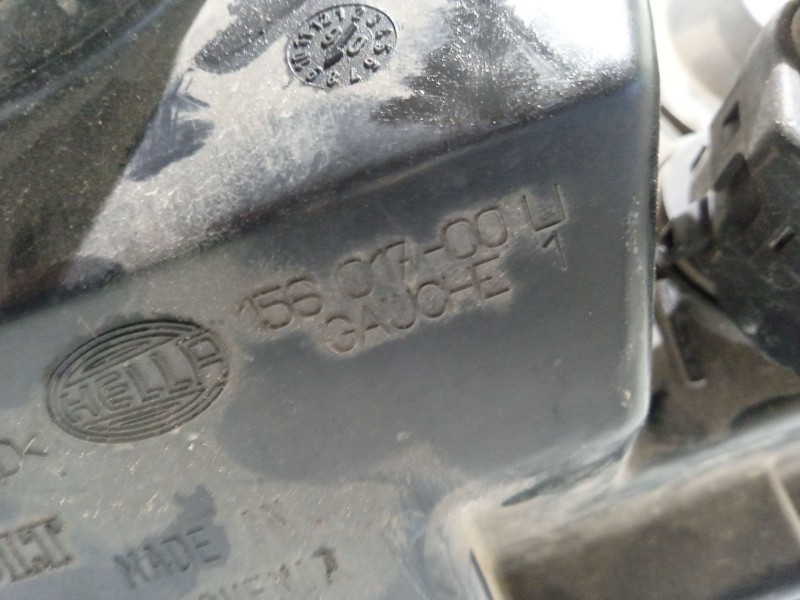 Recambio de faro izquierdo para renault clio ii (bb_, cb_) 1.5 dci referencia OEM IAM 15601700  