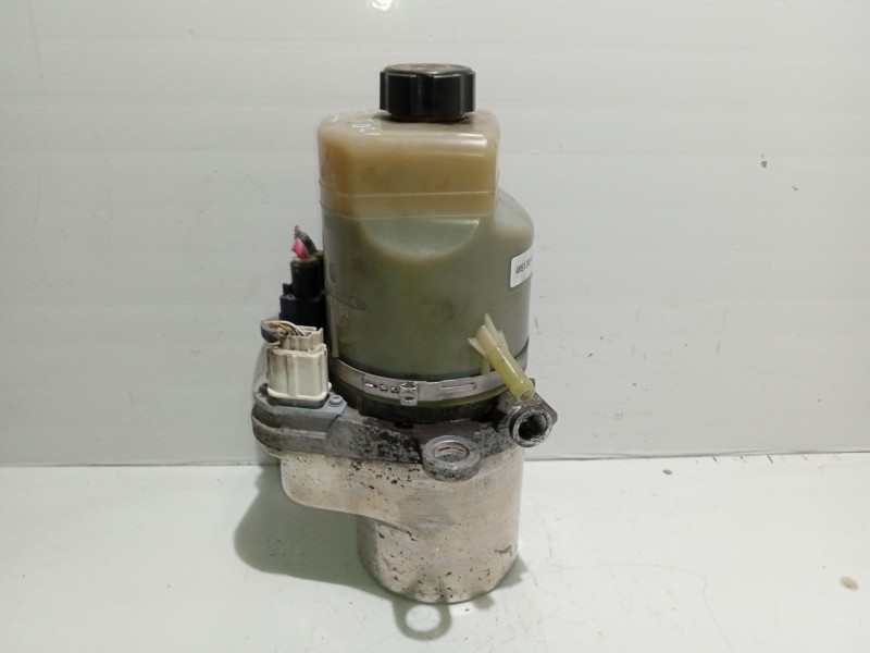 Recambio De Piloto Marcha Atras Para Ford Focus Berlina  Cap  Ambiente D 04 06