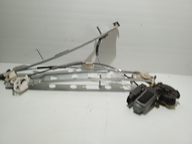 Recambio de elevalunas delantero derecho para renault megane ii berlina 5p referencia OEM IAM 400791K  