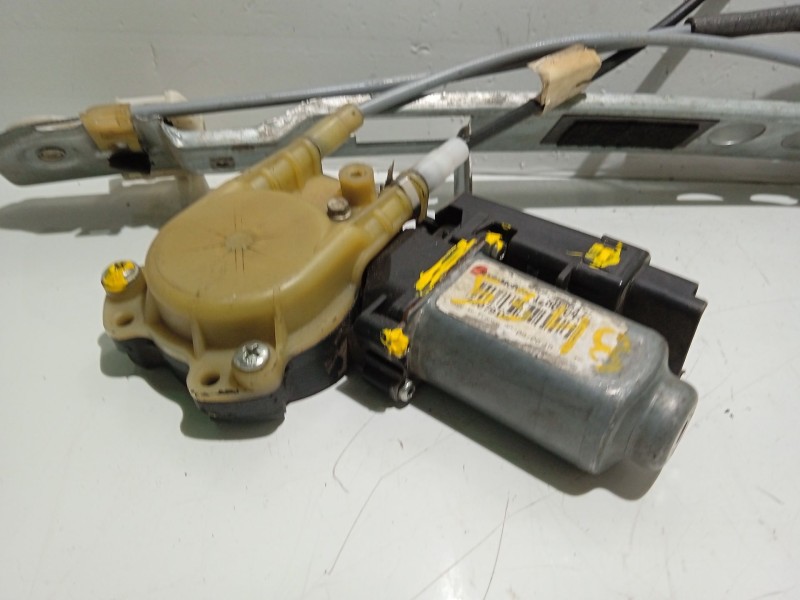 Recambio de elevalunas delantero derecho para renault megane ii berlina 5p referencia OEM IAM 400791K  