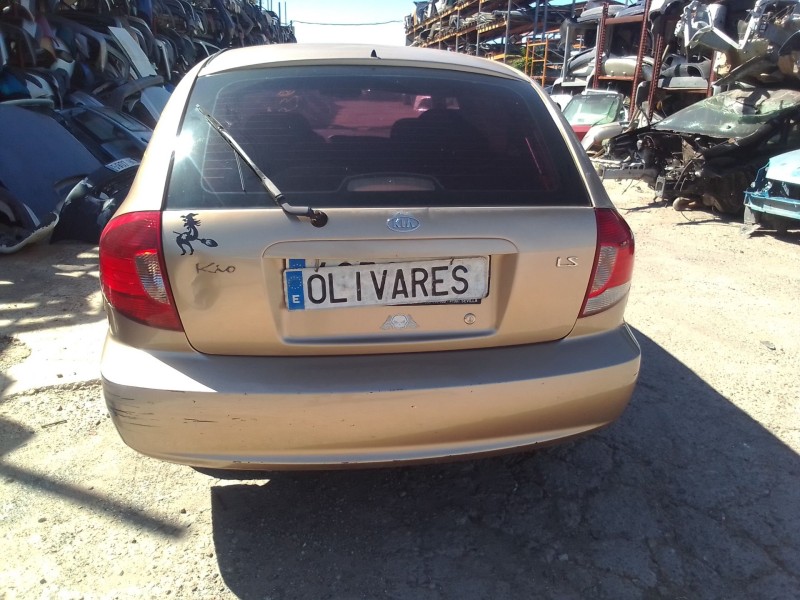 kia rio i fastback (dc) del año 2005