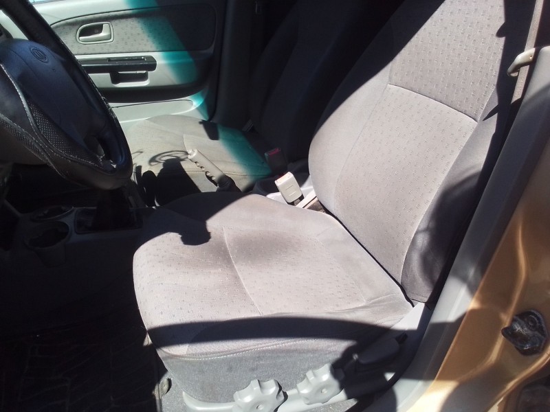 kia rio i fastback (dc) del año 2005