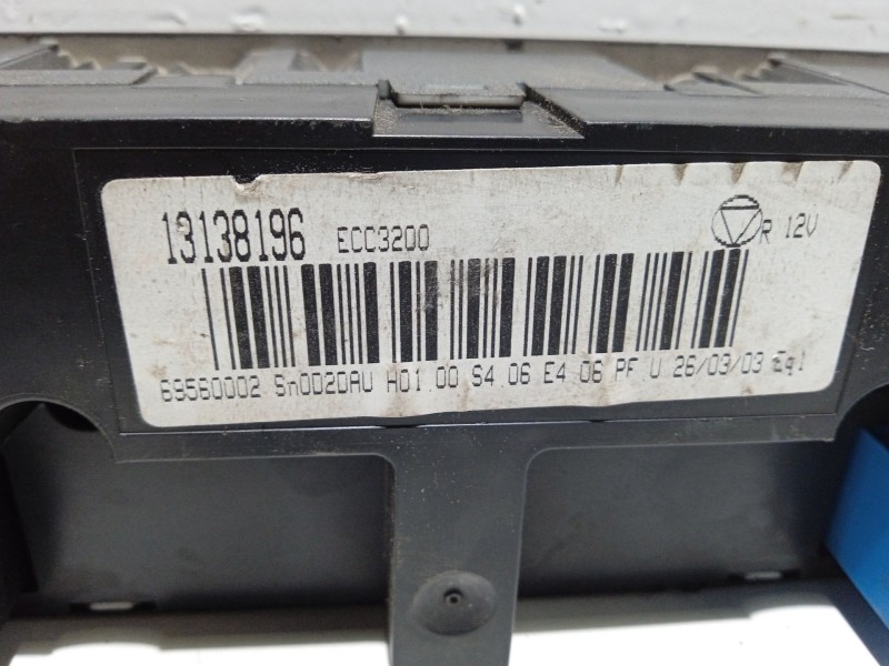 Recambio de mando calefaccion / aire acondicionado para opel signum elegance referencia OEM IAM 13138196 ECC3200 