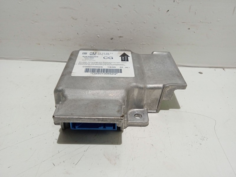 Recambio de centralita motor uce para opel signum elegance referencia OEM IAM 13159977 330518650 