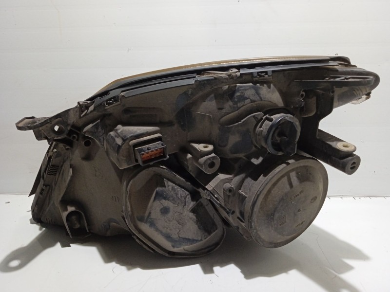 Recambio de faro derecho para opel signum elegance referencia OEM IAM 5588800  