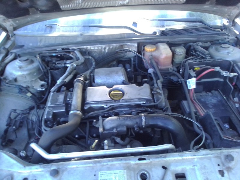 opel vectra c (z02) del año 2004