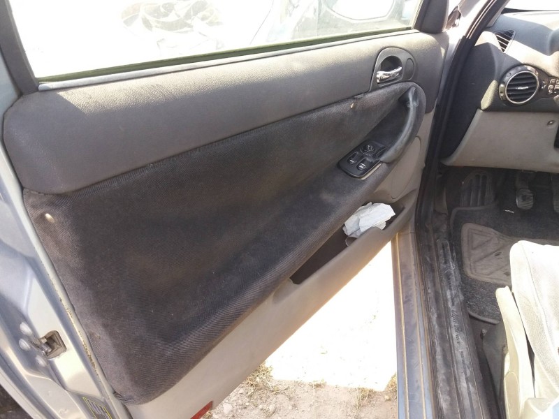 alfa romeo 147 (190) 1.9 jtd distinctive   |   12.00 - 12.04 | 2000 - 2004 | 116 cv / 85 kw del año 2000