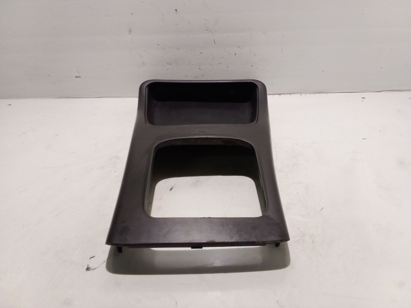 Recambio de mascara palanca cambio para hyundai elantra (xd) 2.0 crdi cat referencia OEM IAM 846532D000  