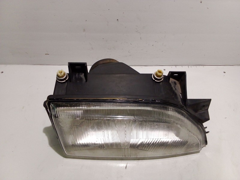 Recambio de faro derecho para ford orion iii (gal) 1.6 referencia OEM IAM   