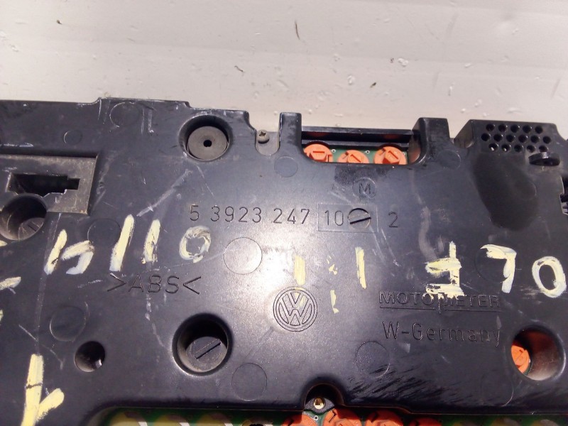 Recambio de cuadro instrumentos para volkswagen golf iv berlina (1j1) spirit referencia OEM IAM 5392324710  