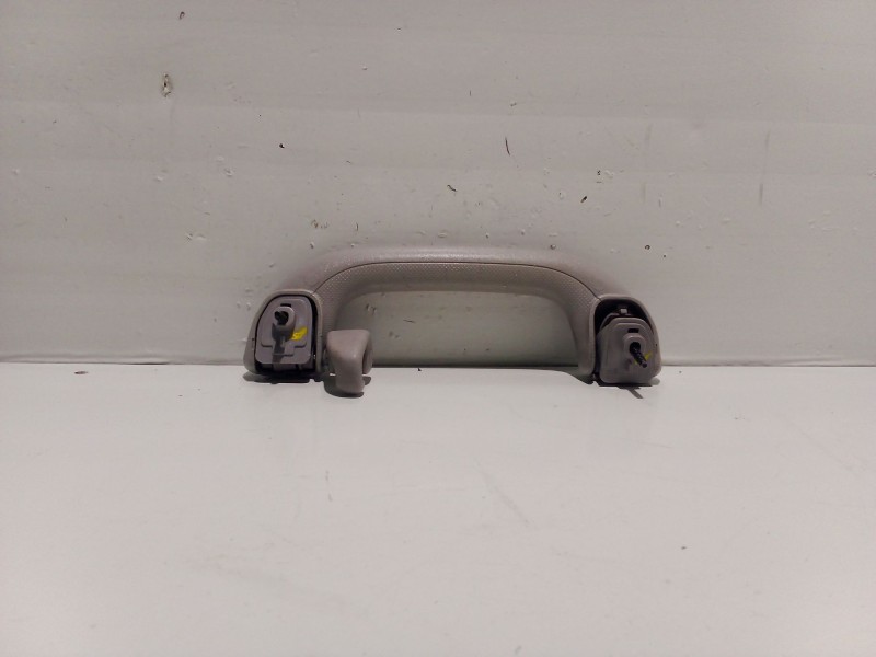 Recambio de asidero puerta delantera derecha para volkswagen passat berlina (3c2) referencia OEM IAM   