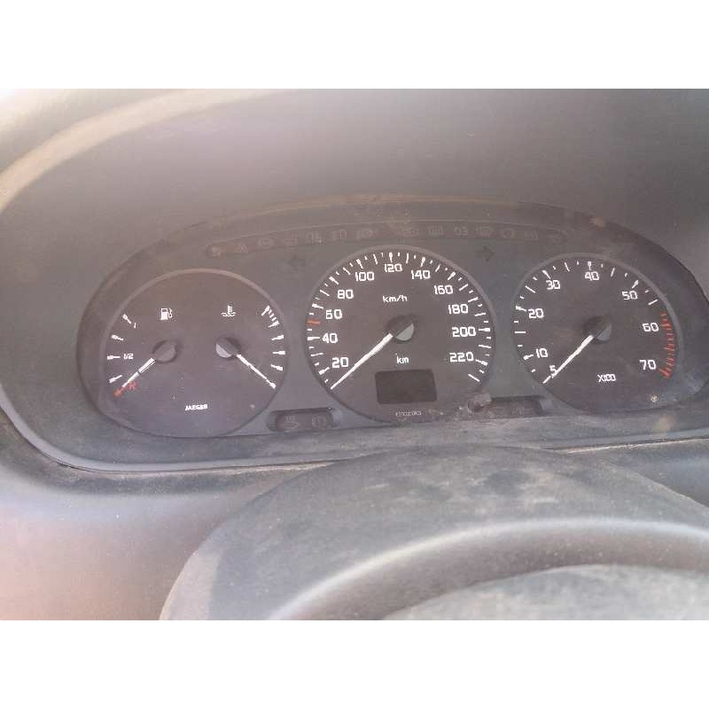 renault megane i berlina hatchback (ba0) 1.6   |   0.95 - ... | 1995 | 90 cv / 66 kw del año 1995