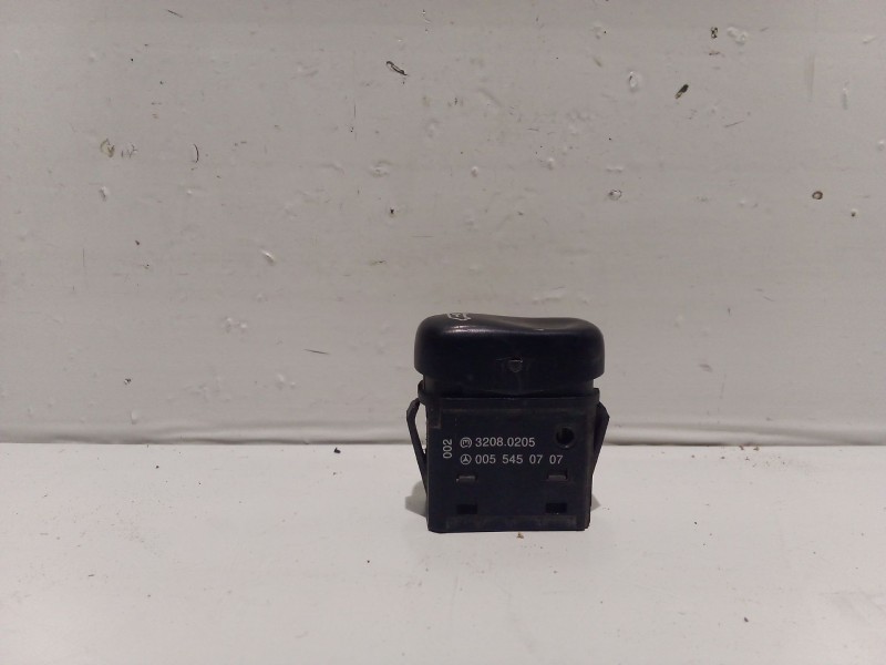 Recambio de interruptor para mercedes-benz vito (w638) caja cerrada referencia OEM IAM 0055450707  