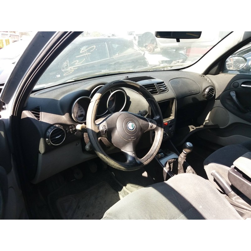 alfa romeo 147 (190) 1.9 jtd distinctive   |   12.00 - 12.04 | 2000 - 2004 | 116 cv / 85 kw del año 2000