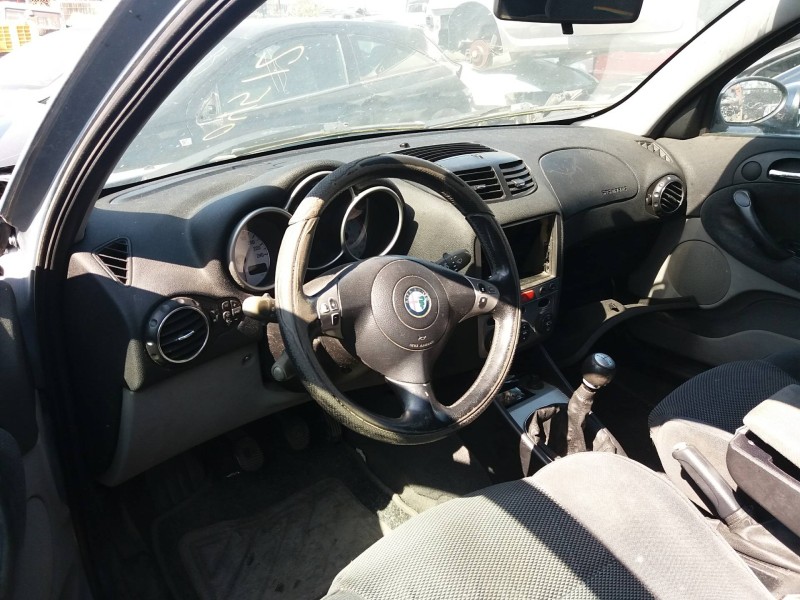 alfa romeo 147 (190) 1.9 jtd distinctive   |   12.00 - 12.04 | 2000 - 2004 | 116 cv / 85 kw del año 2000