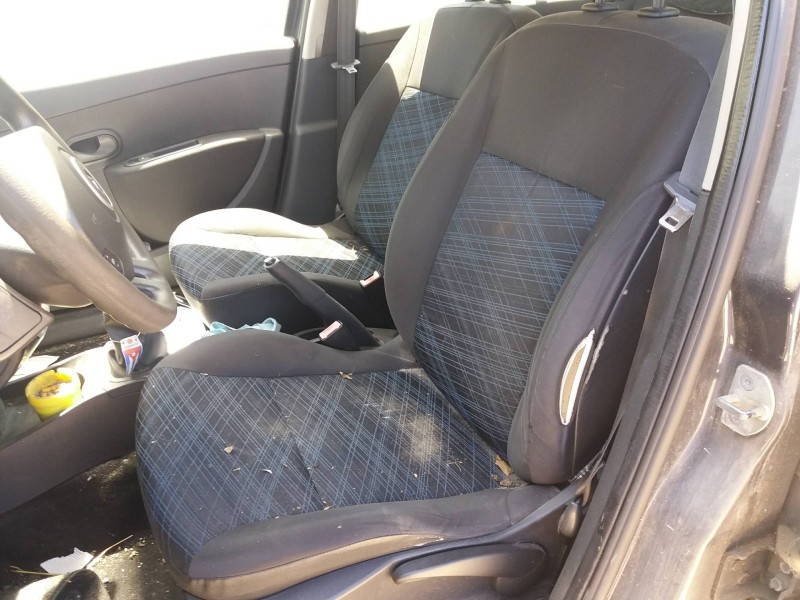 renault clio iii    |   0.05 - ... | 2005 del año 2005