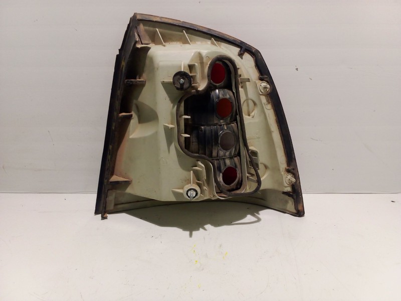 Recambio de piloto trasero izquierdo para opel astra g berlina referencia OEM IAM   