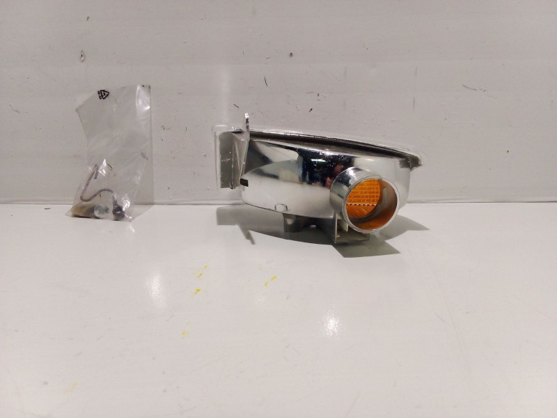 Recambio de piloto delantero izquierdo para peugeot 205 berlina referencia OEM IAM 2101277  