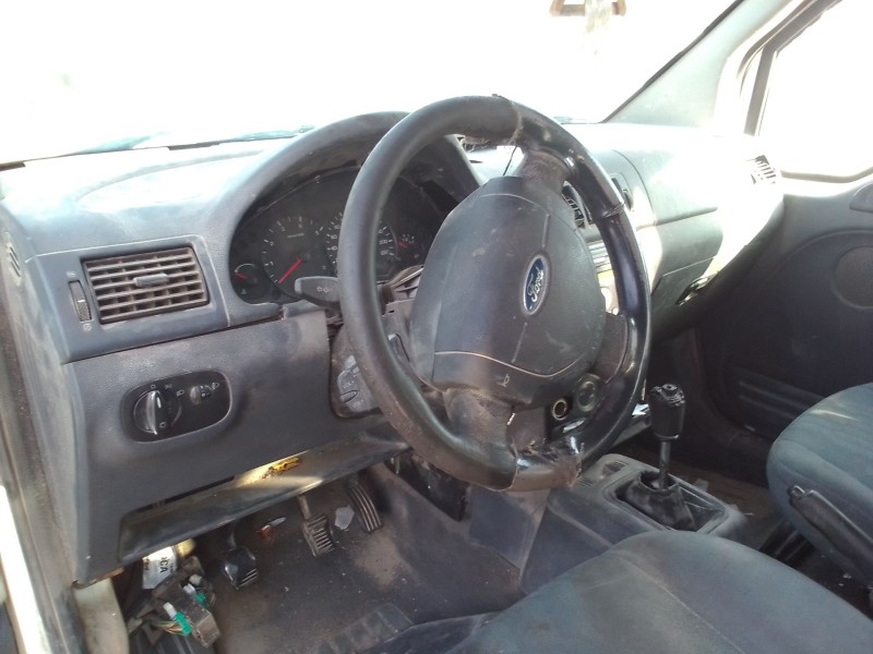 ford tourneo connect del año 2007