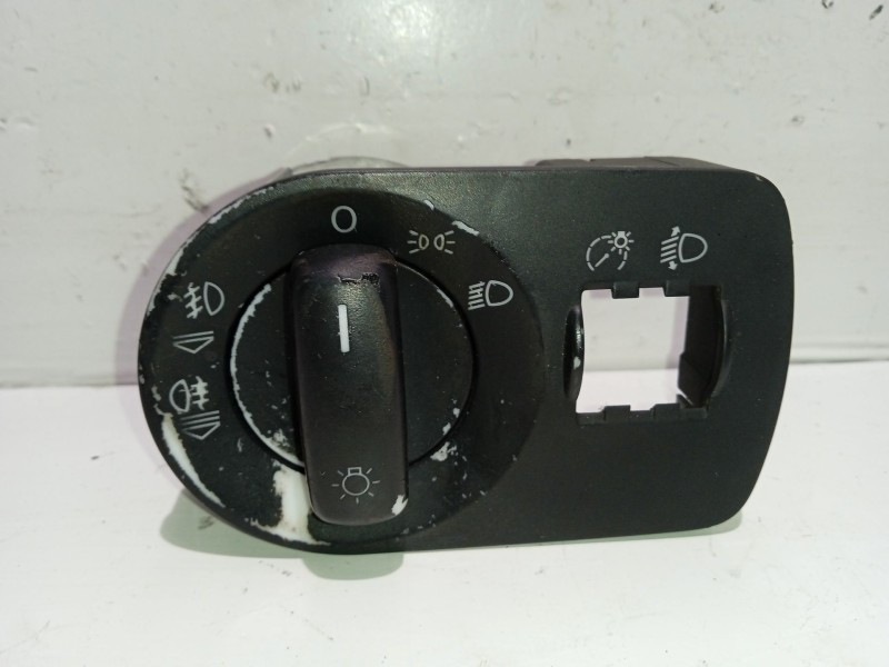 Recambio de mando luces para audi a3 (8p1) 1.9 tdi referencia OEM IAM 8P1941531Q 04056723 