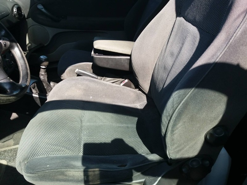 alfa romeo 147 (190) 1.9 jtd distinctive   |   12.00 - 12.04 | 2000 - 2004 | 116 cv / 85 kw del año 2000