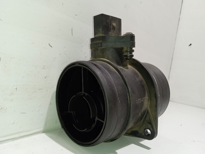 Recambio de caudalimetro para volkswagen passat b6 (3c2) 2.0 tdi referencia OEM IAM 0281002461  