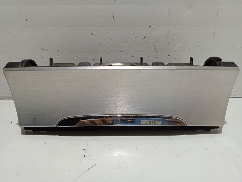 Recambio de cenicero para volkswagen passat b6 (3c2) 2.0 tdi referencia OEM IAM 3C0863284  