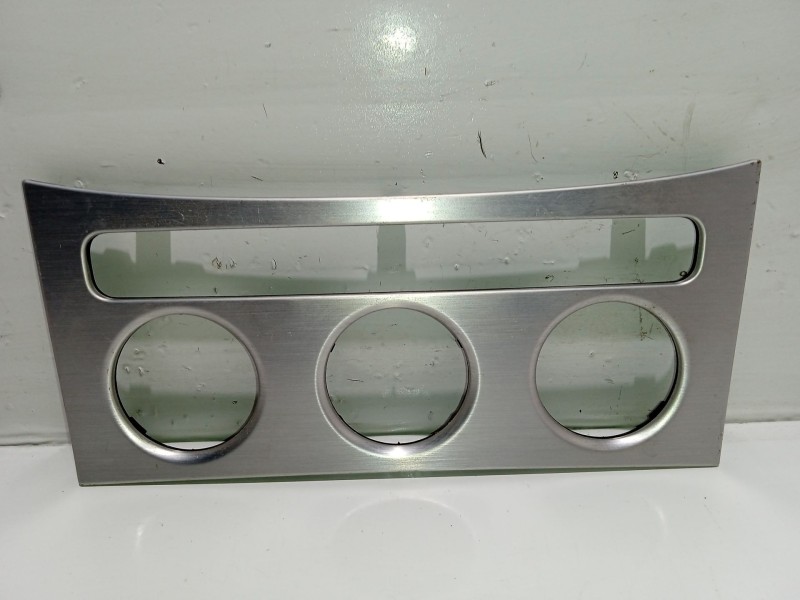 Recambio de moldura para volkswagen passat b6 (3c2) 2.0 tdi referencia OEM IAM 3C0863100  