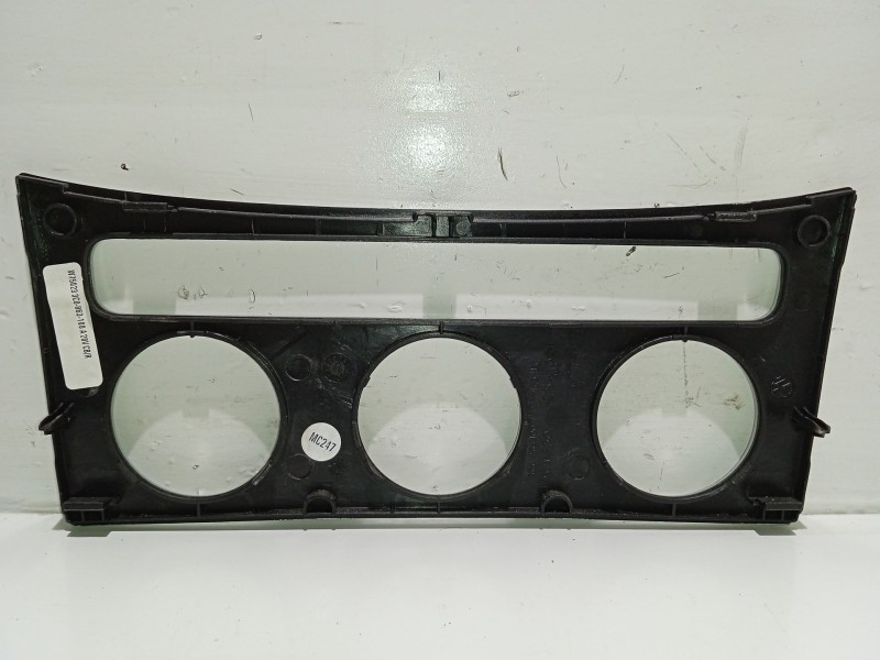 Recambio de moldura para volkswagen passat b6 (3c2) 2.0 tdi referencia OEM IAM 3C0863100  