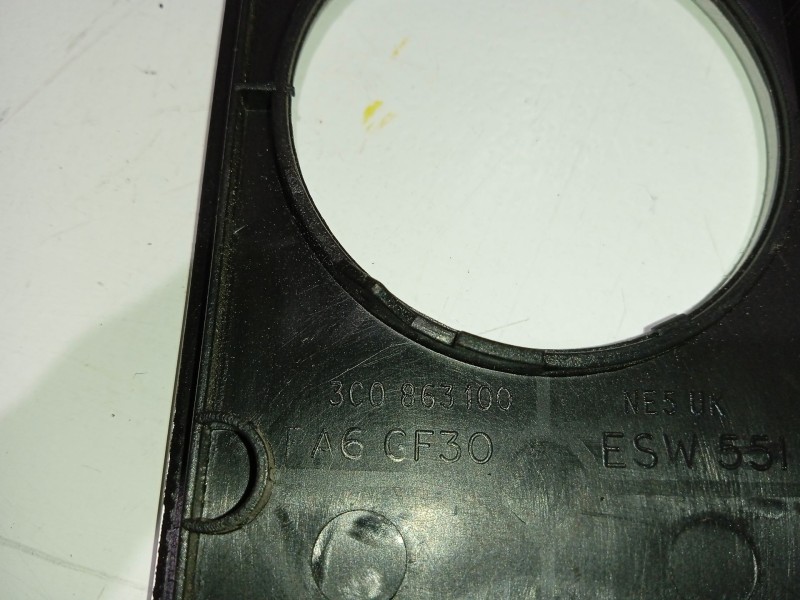 Recambio de moldura para volkswagen passat b6 (3c2) 2.0 tdi referencia OEM IAM 3C0863100  