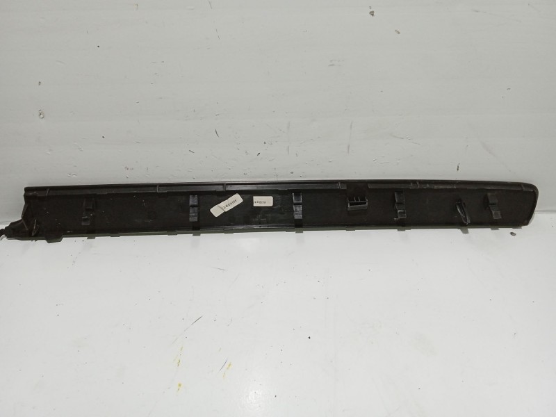 Recambio de moldura para volkswagen passat b6 (3c2) 2.0 tdi referencia OEM IAM 3C1857212F  